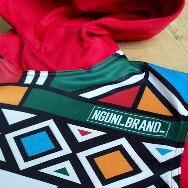 Thingo Unisex RED HOODIE - Image 4