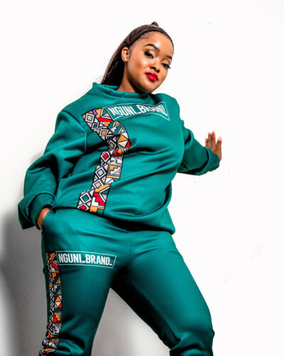 GREEN THINGO SWEATER